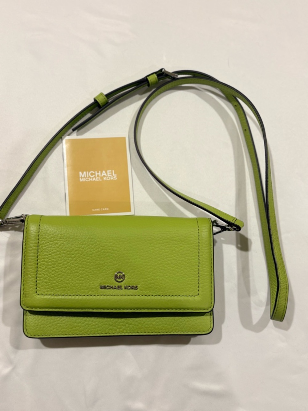 Michael Kors Lime Green Pebbled Leather Wallet - Picture 3 of 15